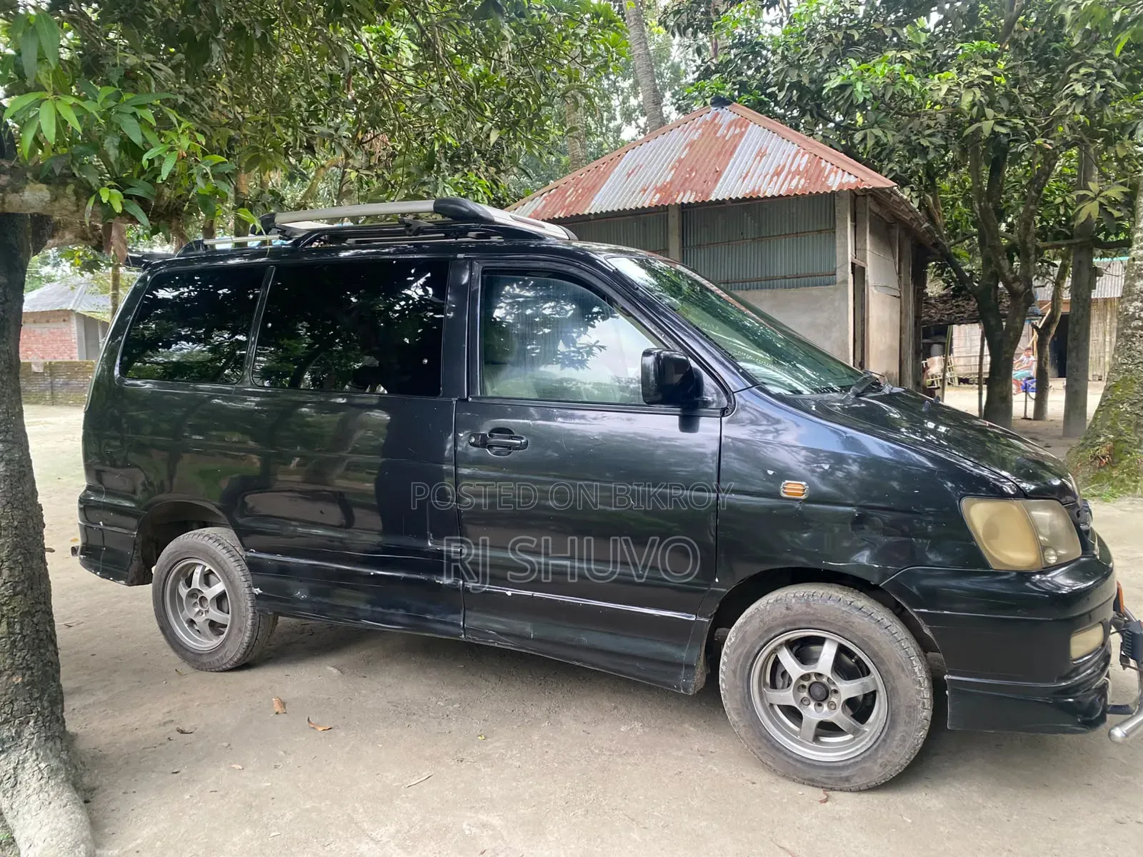 Toyota Noah 2006 Black
