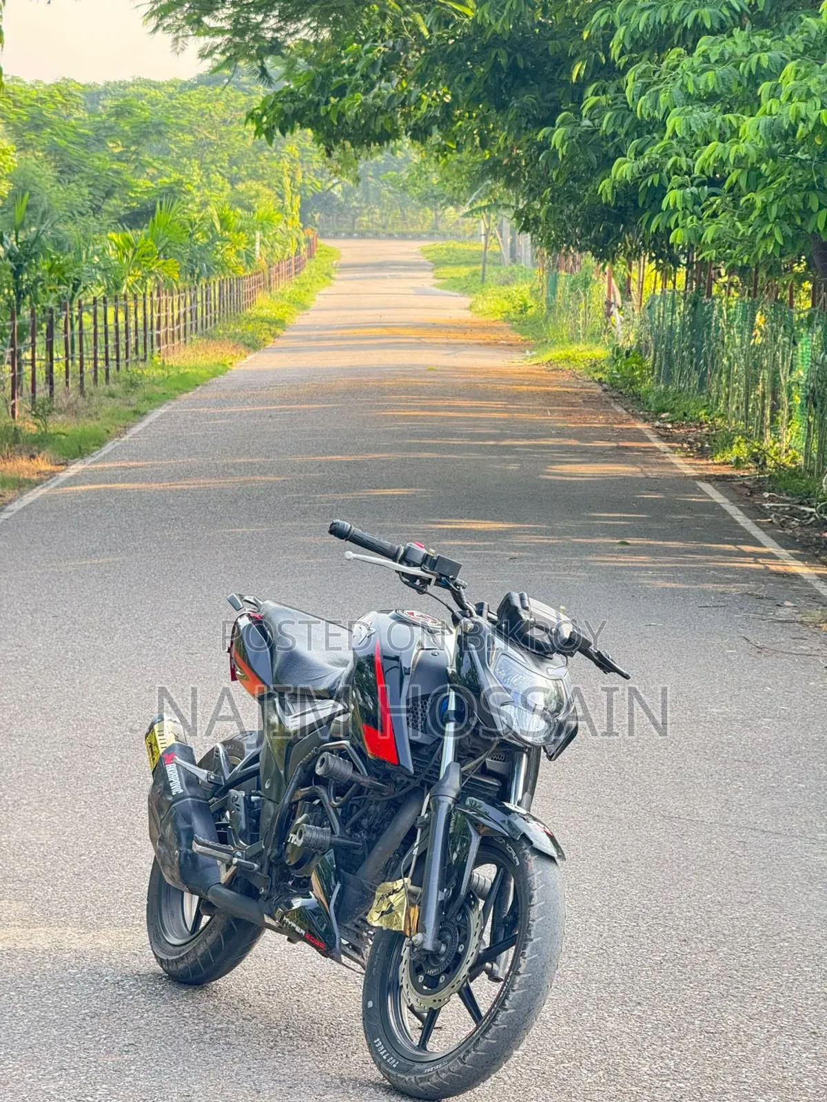 TVS Apache RTR 160 4V 2023 Black