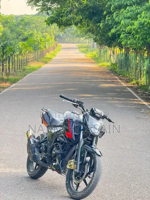 TVS Apache RTR 160 4V 2023 Black
