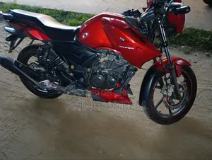TVS Apache RTR 160 2V 2018 Red