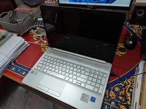 Laptop HP 15s 4GB Intel Celeron SSD 256GB