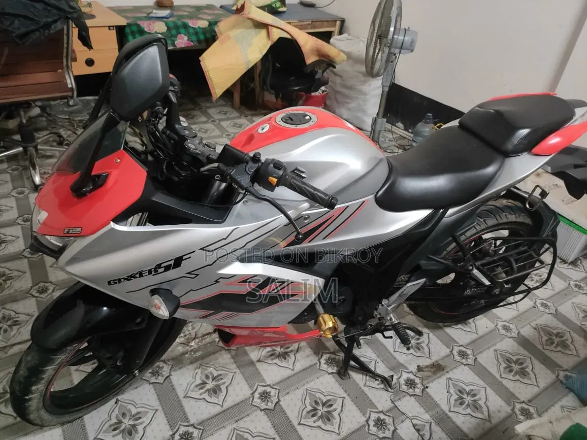 Suzuki Gixxer 2024 Orange