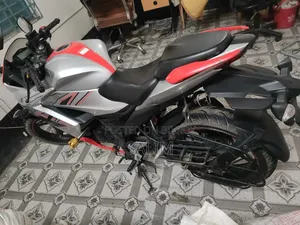 Suzuki Gixxer 2024 Orange