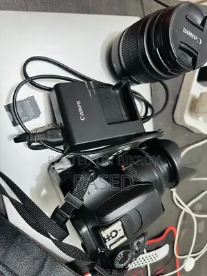 Canon 1200D
