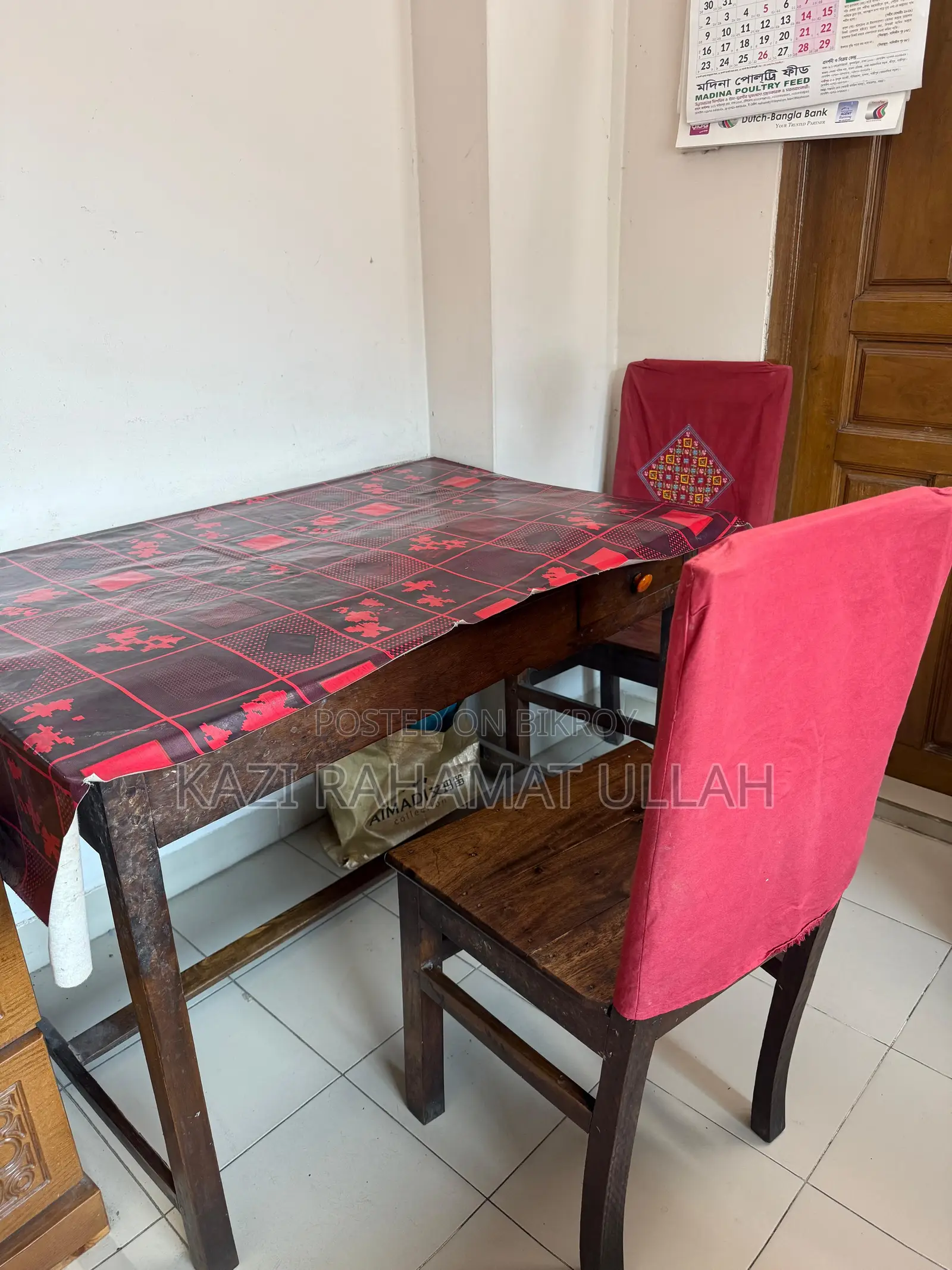 Reading Table With Chair