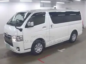 Toyota HiAce 2023 White
