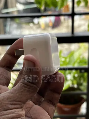 Apple 40w Dynamic Adapter