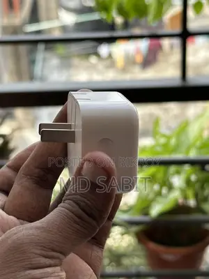 Apple 40w Dynamic Adapter