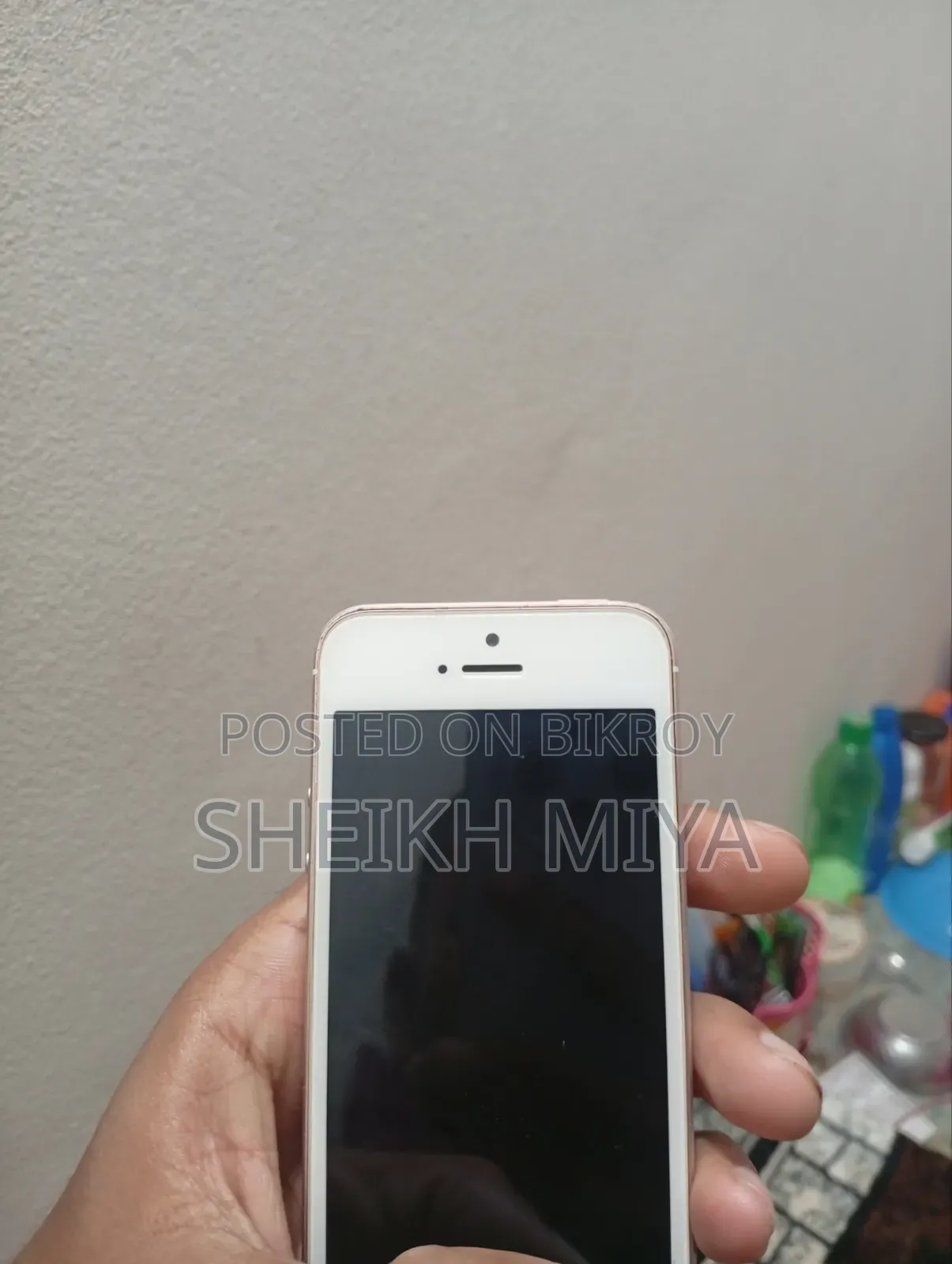 Apple iPhone SE 16 GB Rose Gold