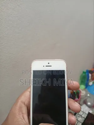 Apple iPhone SE 16 GB Rose Gold