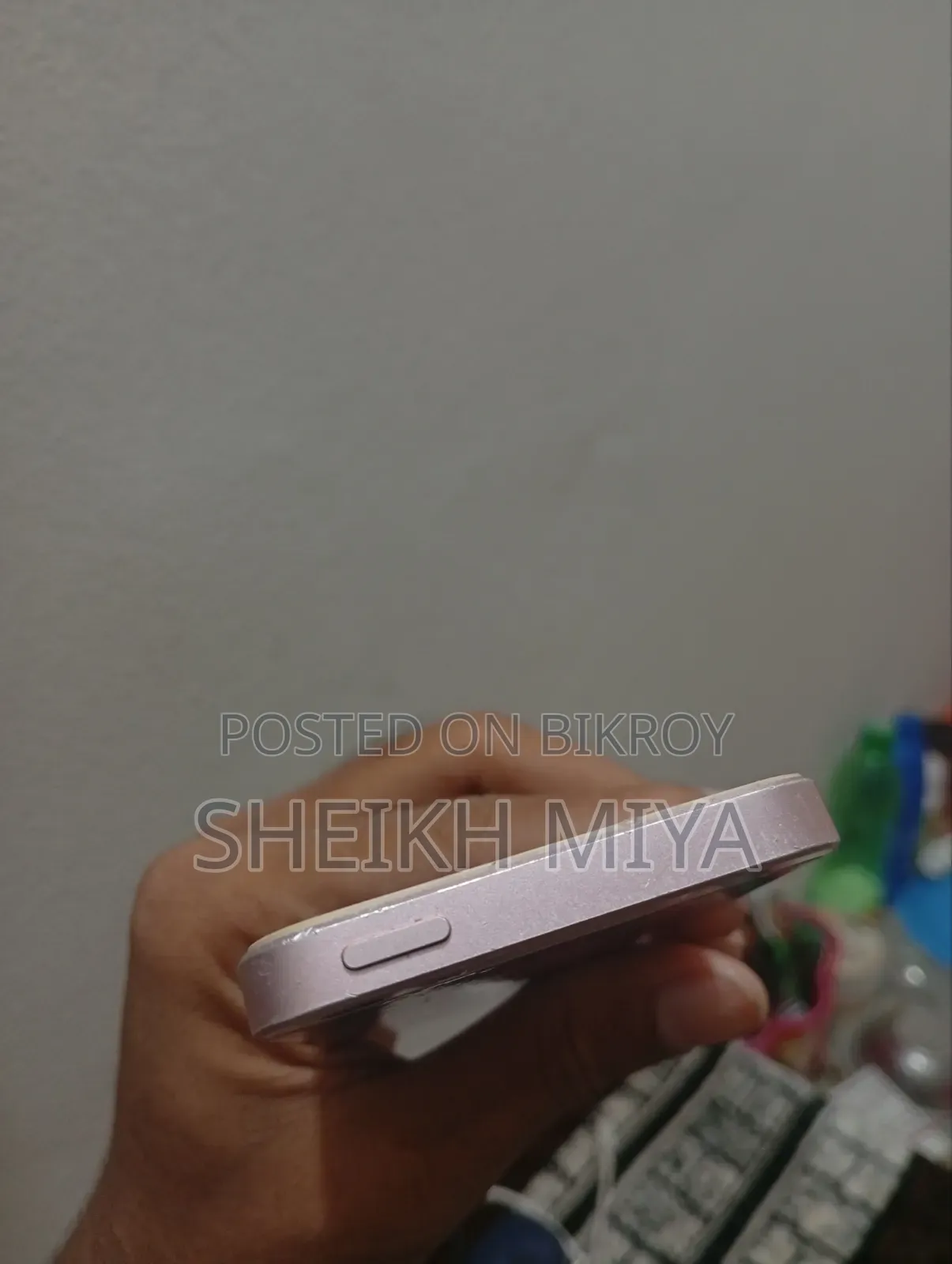 Apple iPhone SE 16 GB Rose Gold