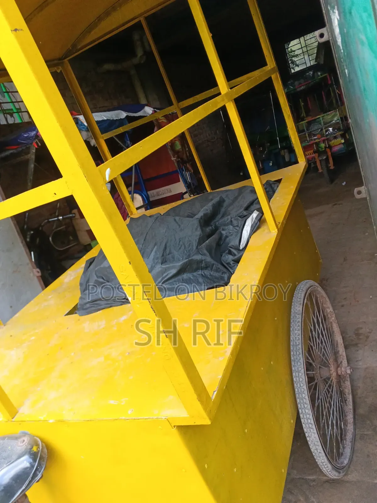 Car 2025 Yellow