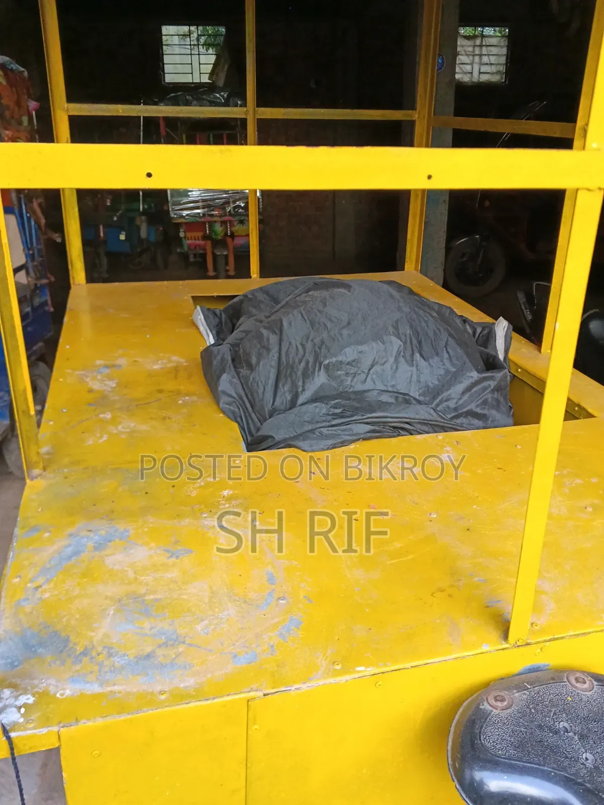 Car 2025 Yellow