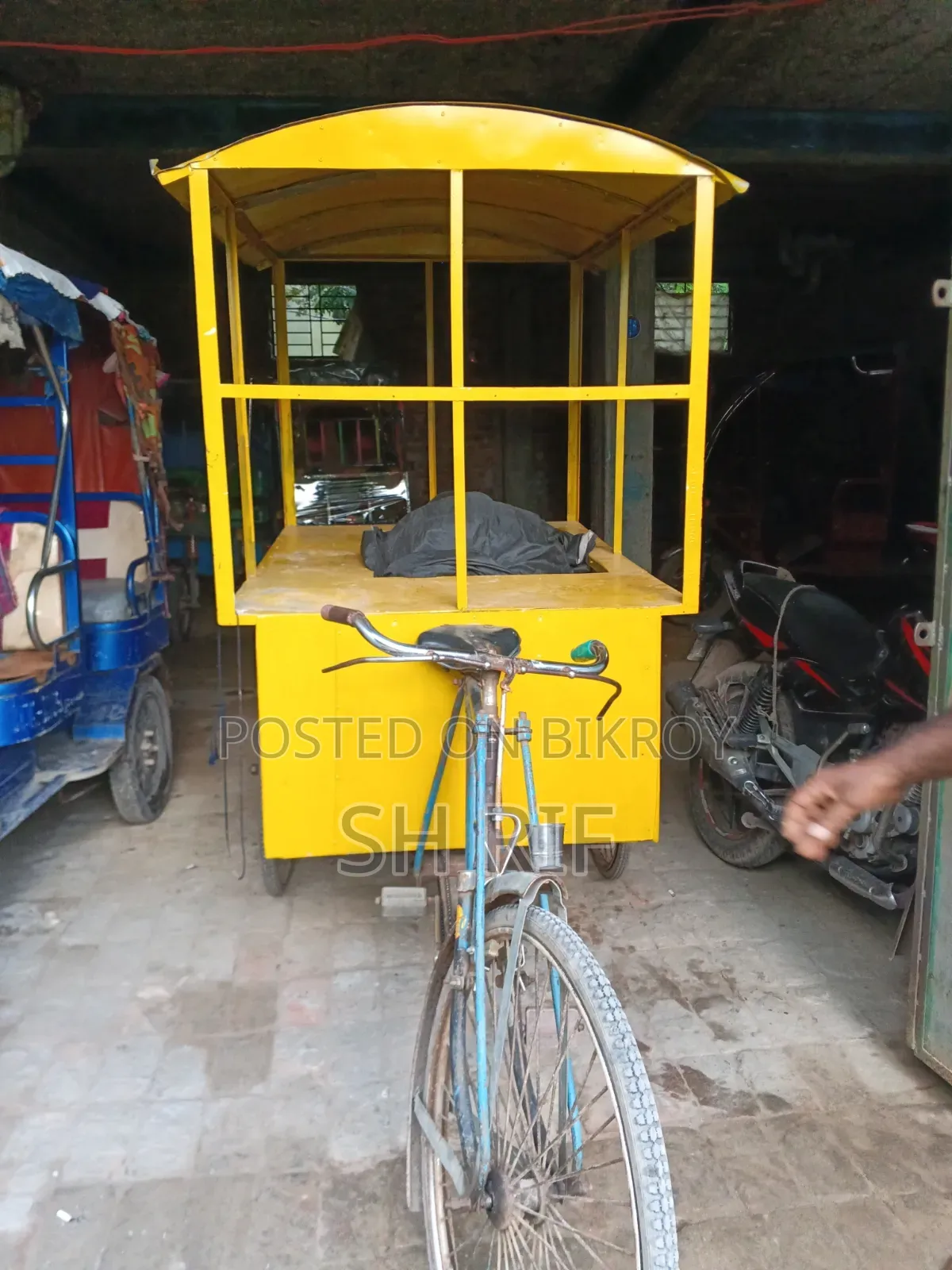 Car 2025 Yellow