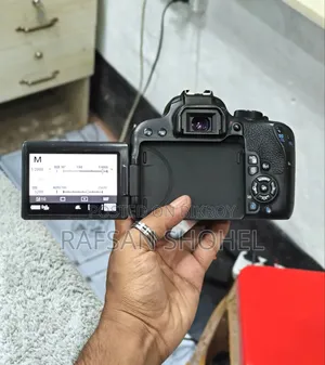 Canon 800D Only Body