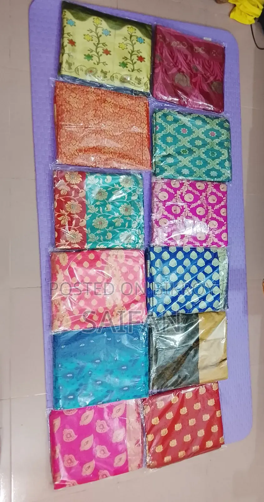 কাতান বেনারসি মাত্র ৬০০ টাকা পিস