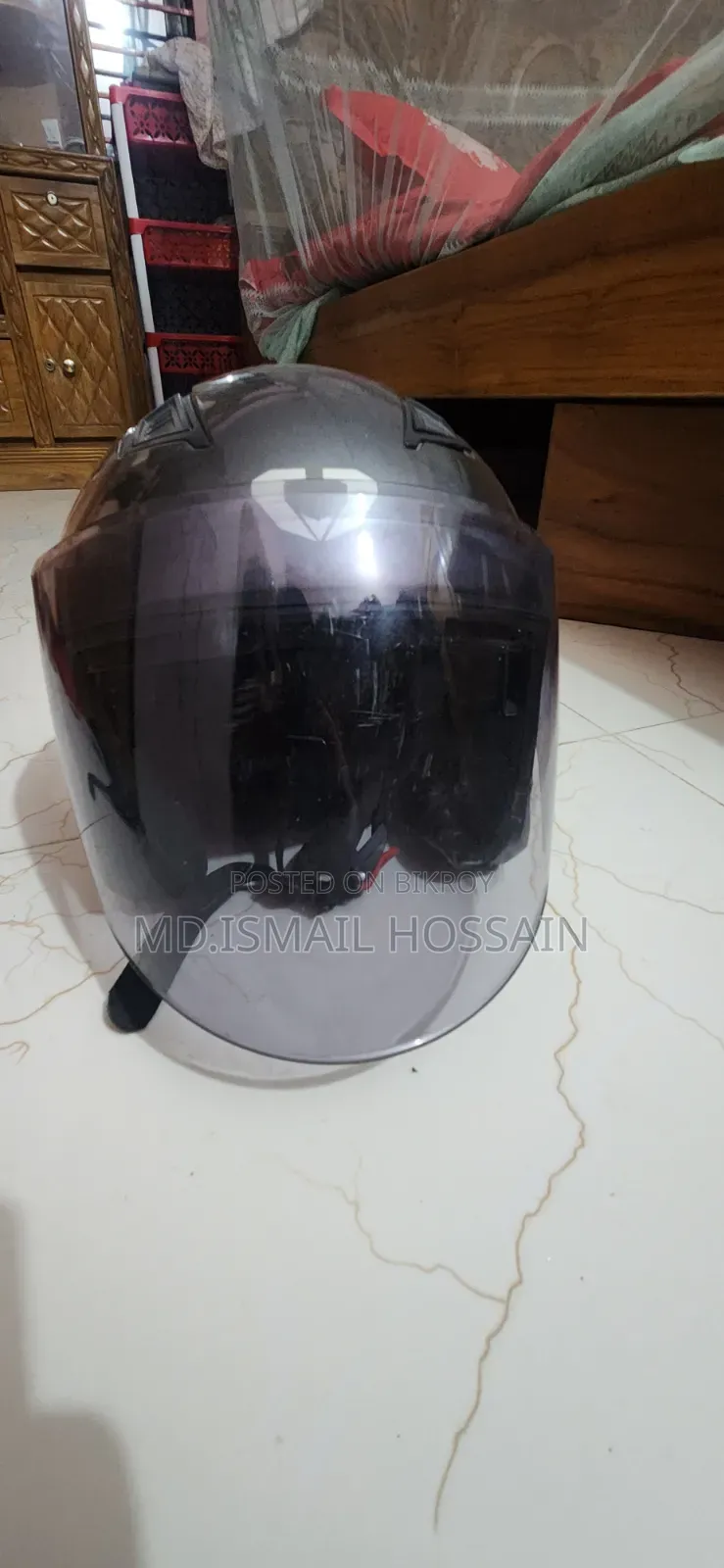লুকিং গ্লাস + হেলমেট