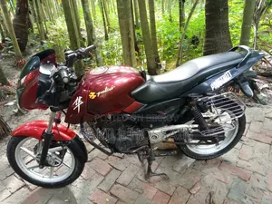 Bajaj Pulsar 150 2016 Red
