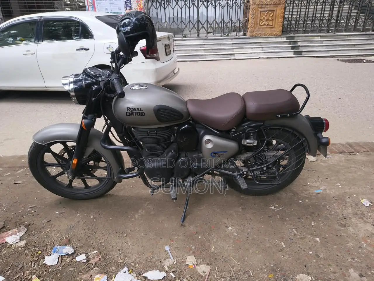 Royal Enfield Classic 350 2025 Gray