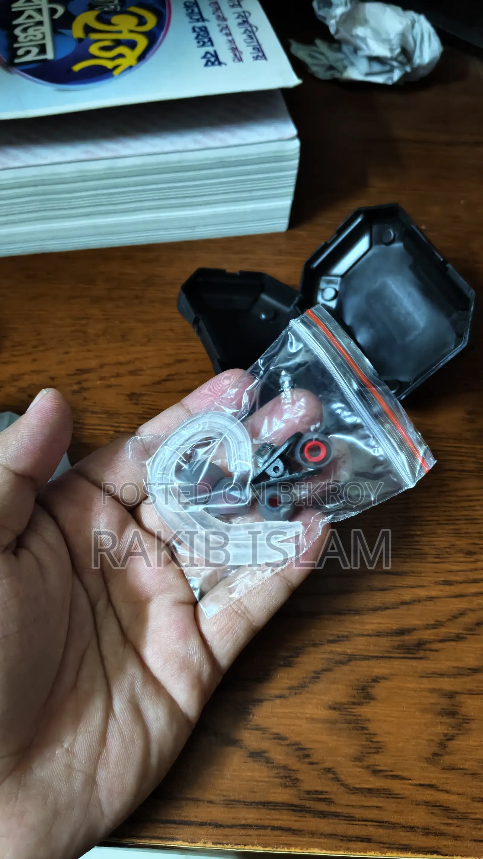 Original QKZ AK6 in Ear Earphone 6 Dynamic Driver Unit Headphone.