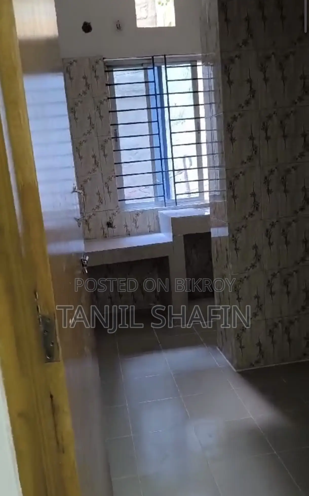 Furnished Mini Flat in Anjuman Tower, Hazaribagh for sale