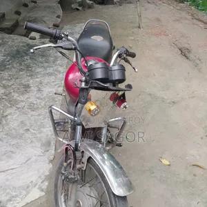 Hero 2006 Red