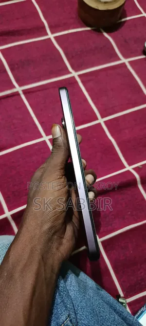 Vivo Y27 128 GB Purple