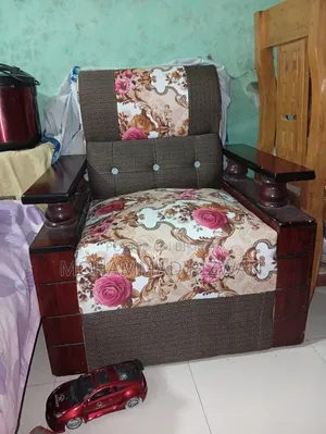 Sofa Set Ti Bikroy Kora Hobe Khubi Valo Jaigar Jonno Bikri Kore Dibo''