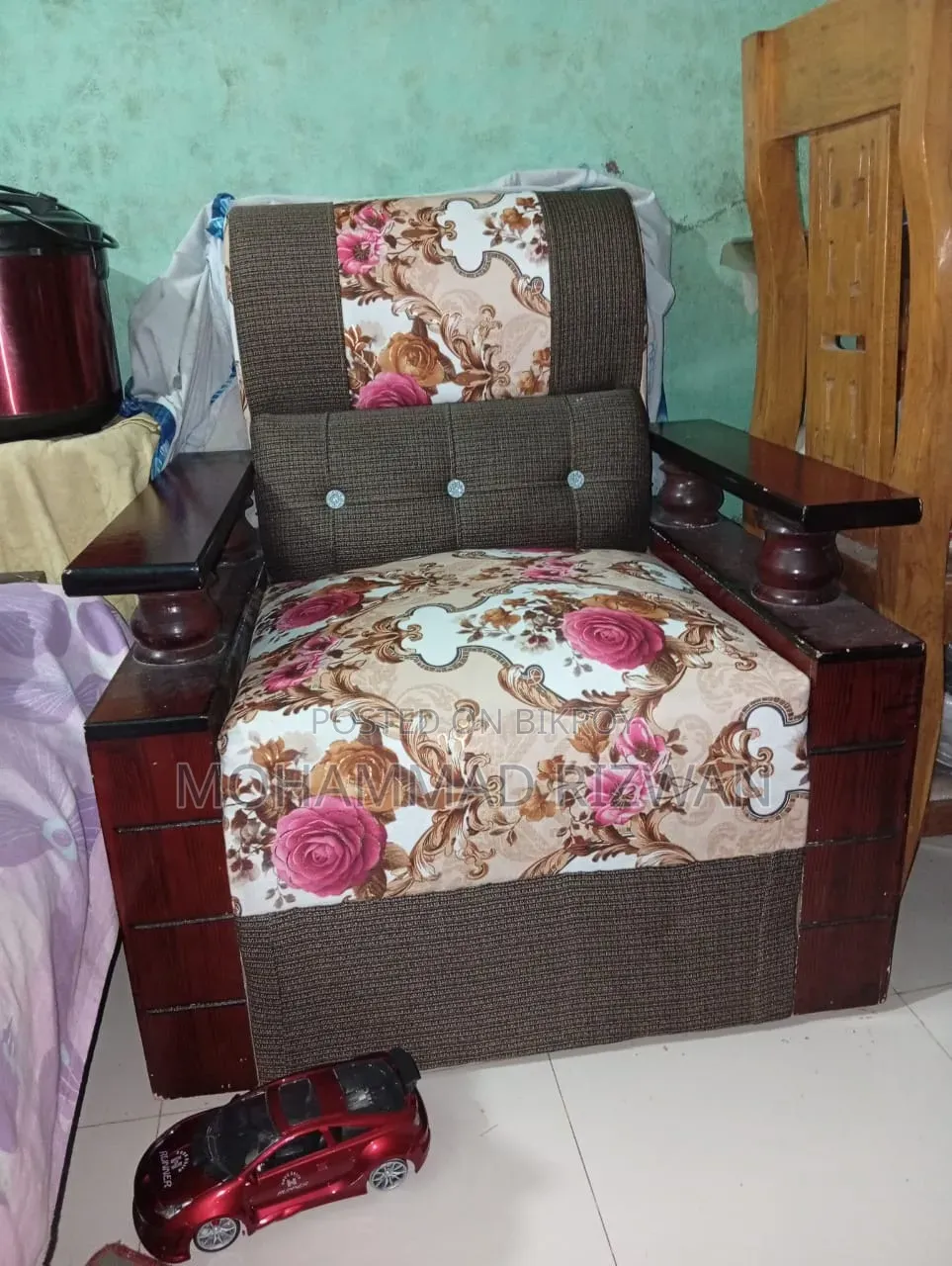 Sofa Set Ti Bikroy Kora Hobe Khubi Valo Jaigar Jonno Bikri Kore Dibo''