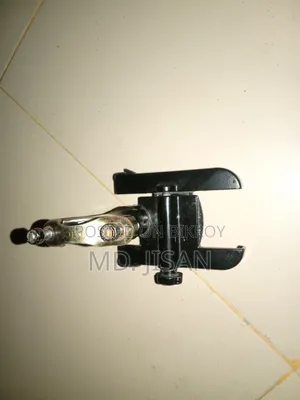 ফোন হোল্ডার