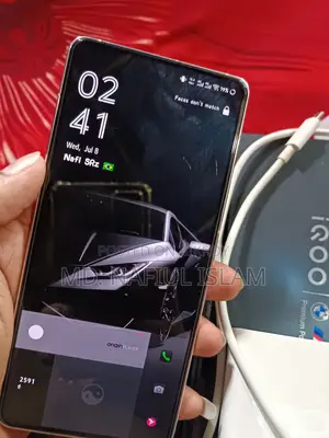 আইকিউওও ১২ ৫১২ জিবি হোয়াইট