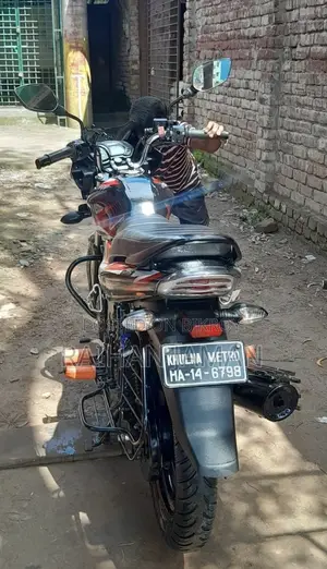 Bajaj Discover 125 2024 Black