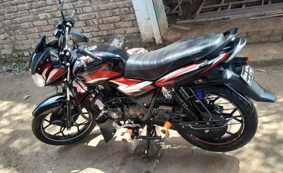 Bajaj Discover 125 2024 Black