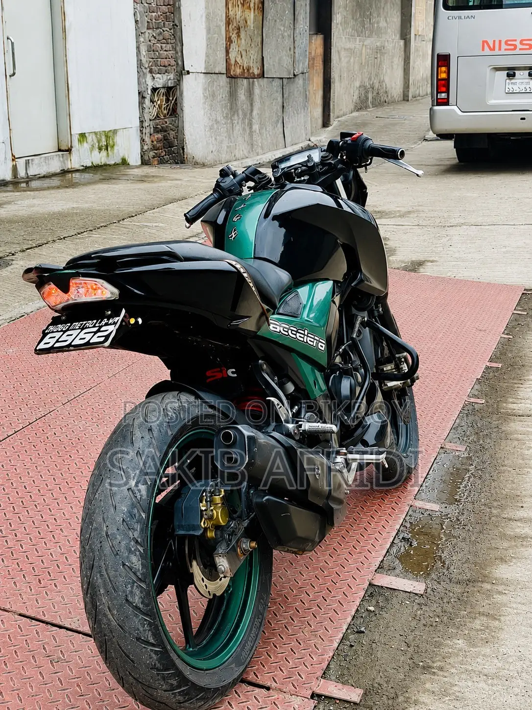 TVS Apache 160 4V 2019 Black