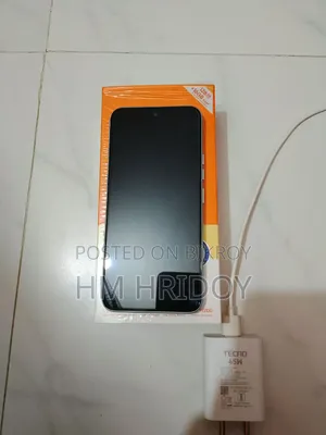 Tecno Spark 40 Pro