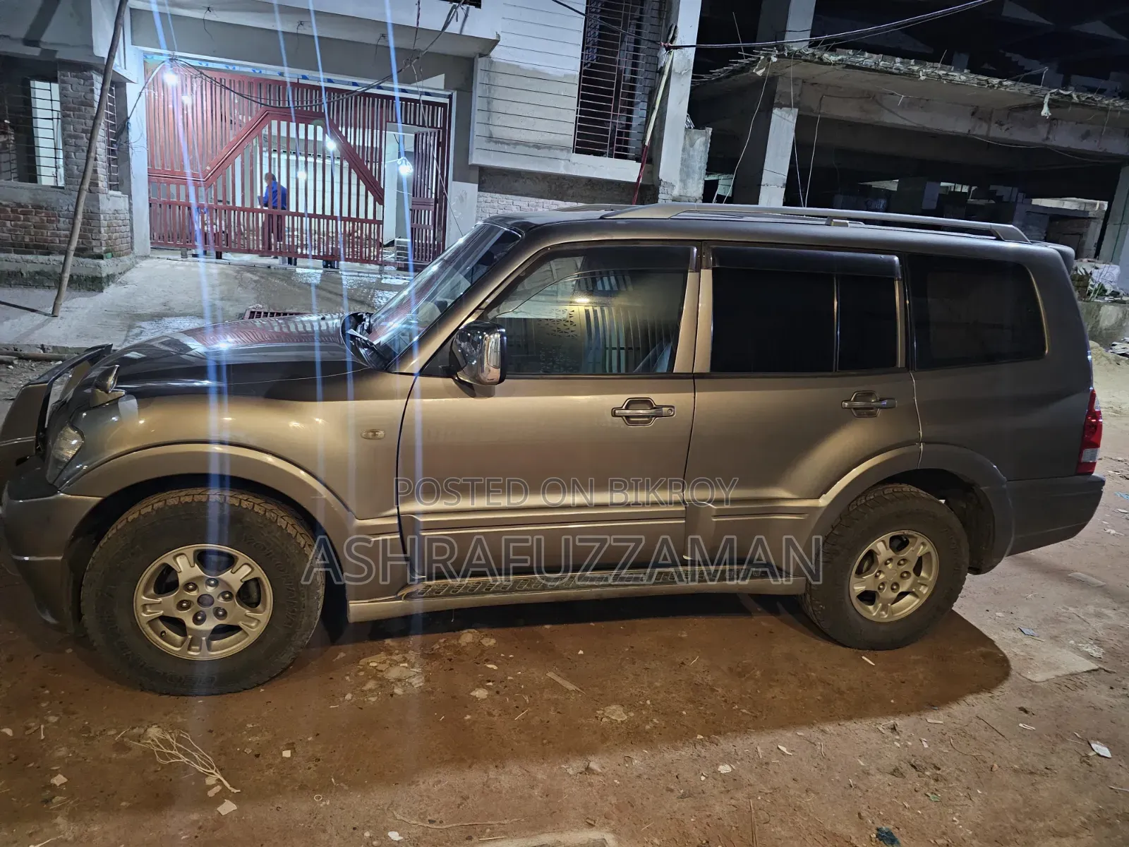 Mitsubishi Pajero Sport 2004 Gold