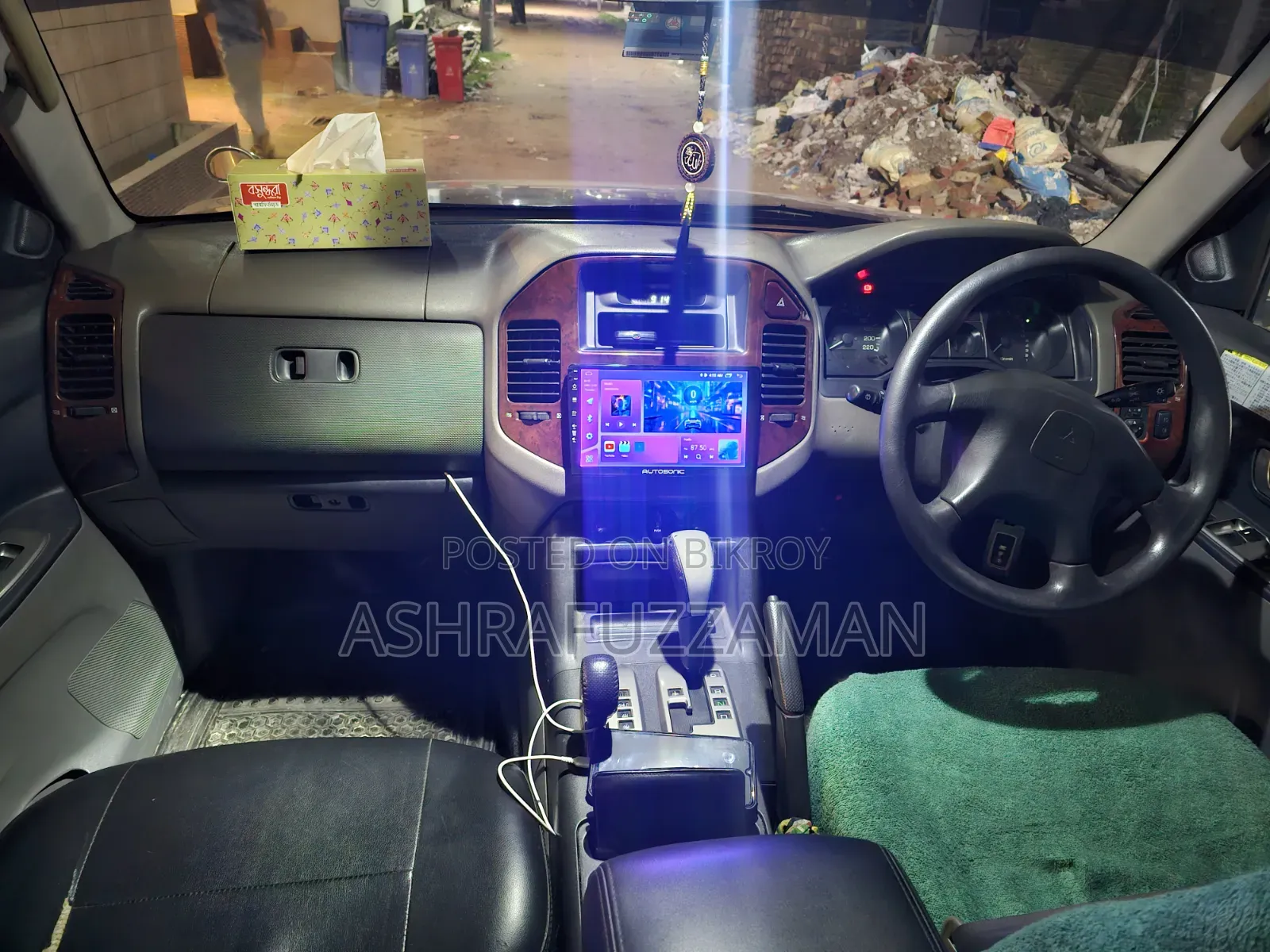 Mitsubishi Pajero Sport 2004 Gold
