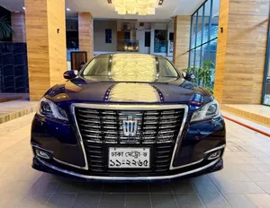 Toyota Crown 2016 Blue