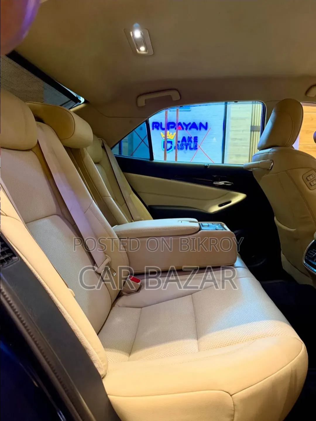 Toyota Crown 2016 Blue