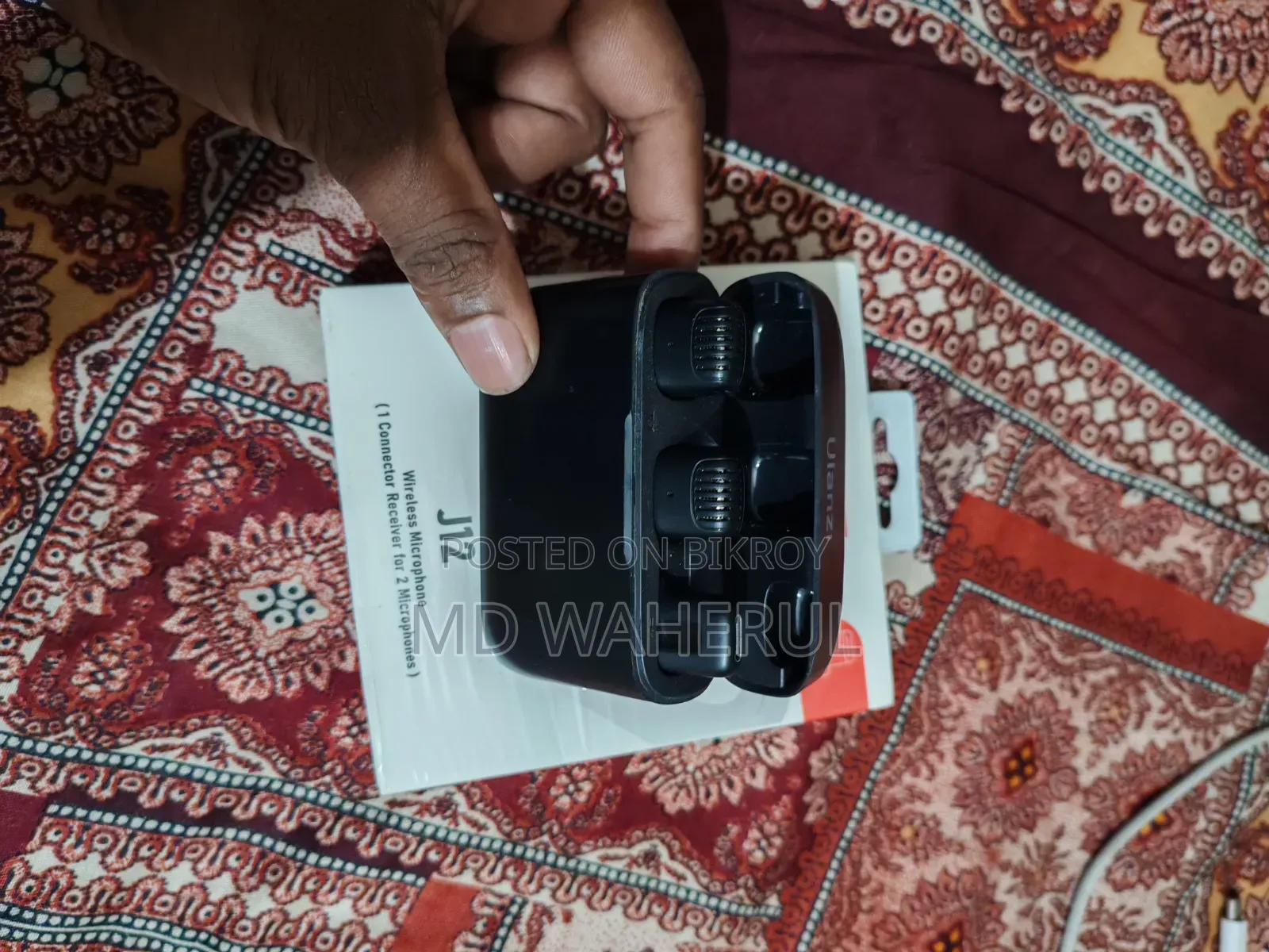 উলানজি জে১২ মাইক্রোফোন