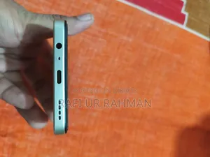 New Realme Note 70 64 GB Gold