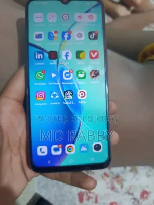 Vivo Y17 128 GB Black