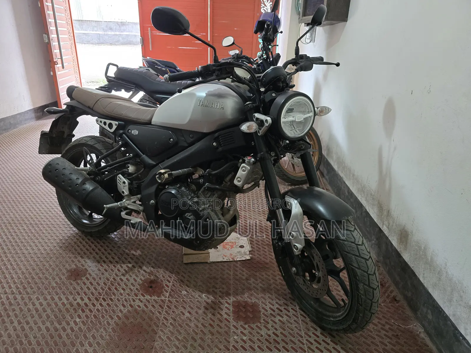 Yamaha 2021 Silver