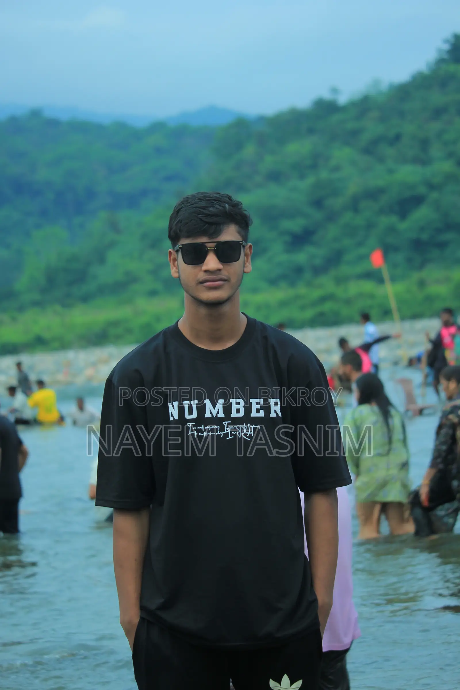 সেলস ম্যান