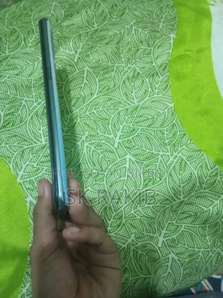 Oppo F15 128 GB White