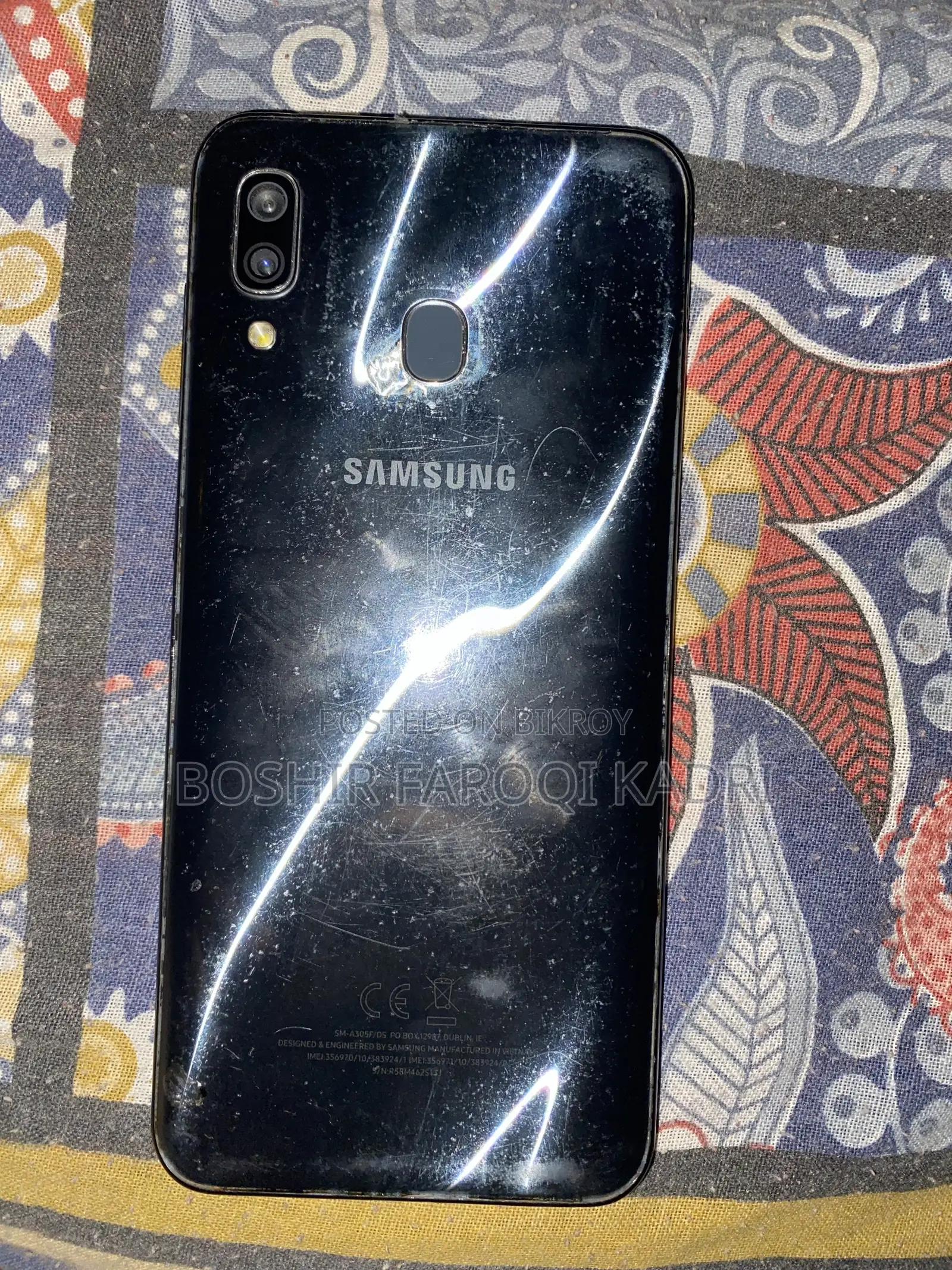 Samsung Galaxy A30 64 GB Black