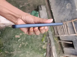 Realme C33 64 GB Black
