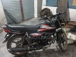 Hero HF Deluxe 2022 Black