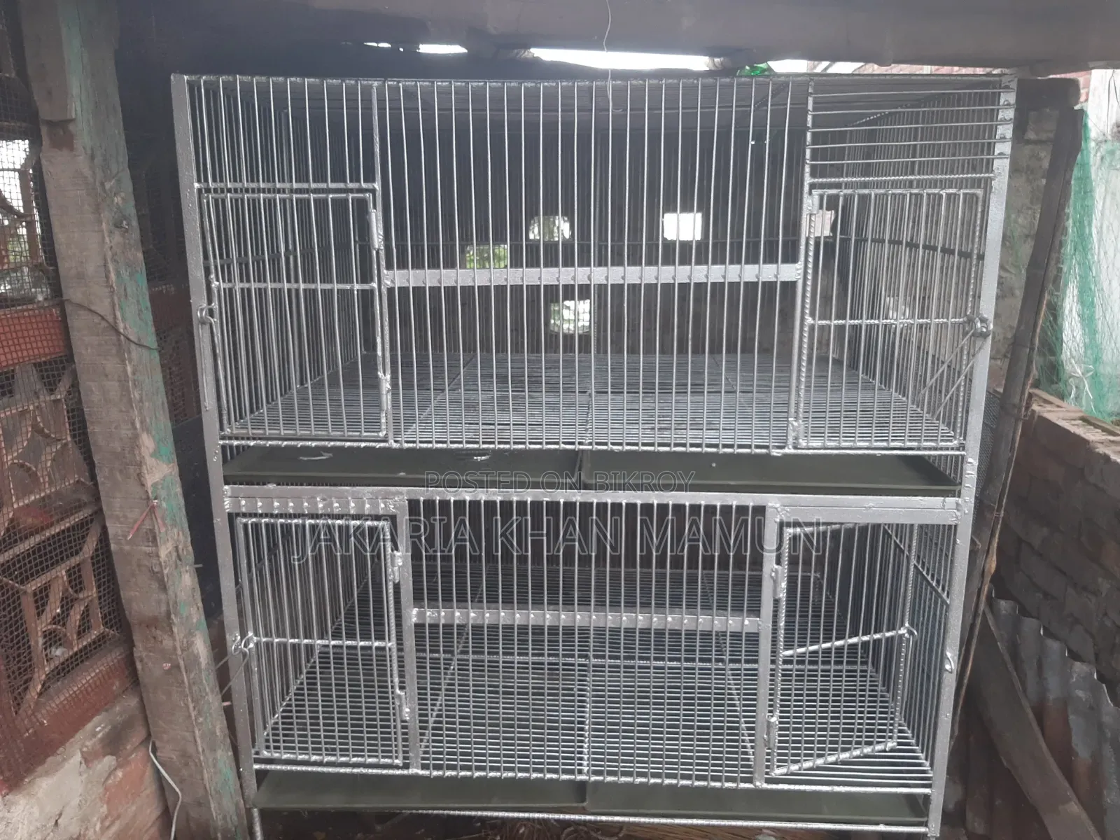 একটি বড় খাচা