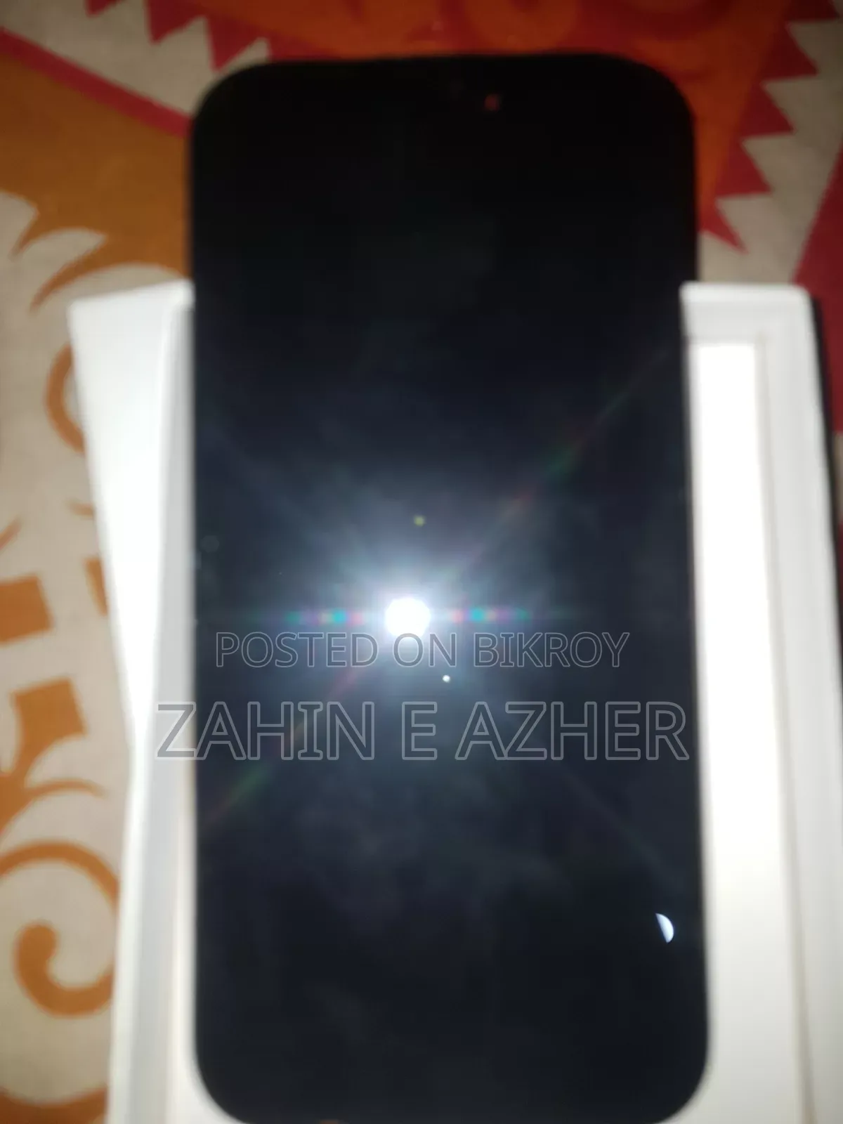 iPhone 16 Pro Original Set Opened Display